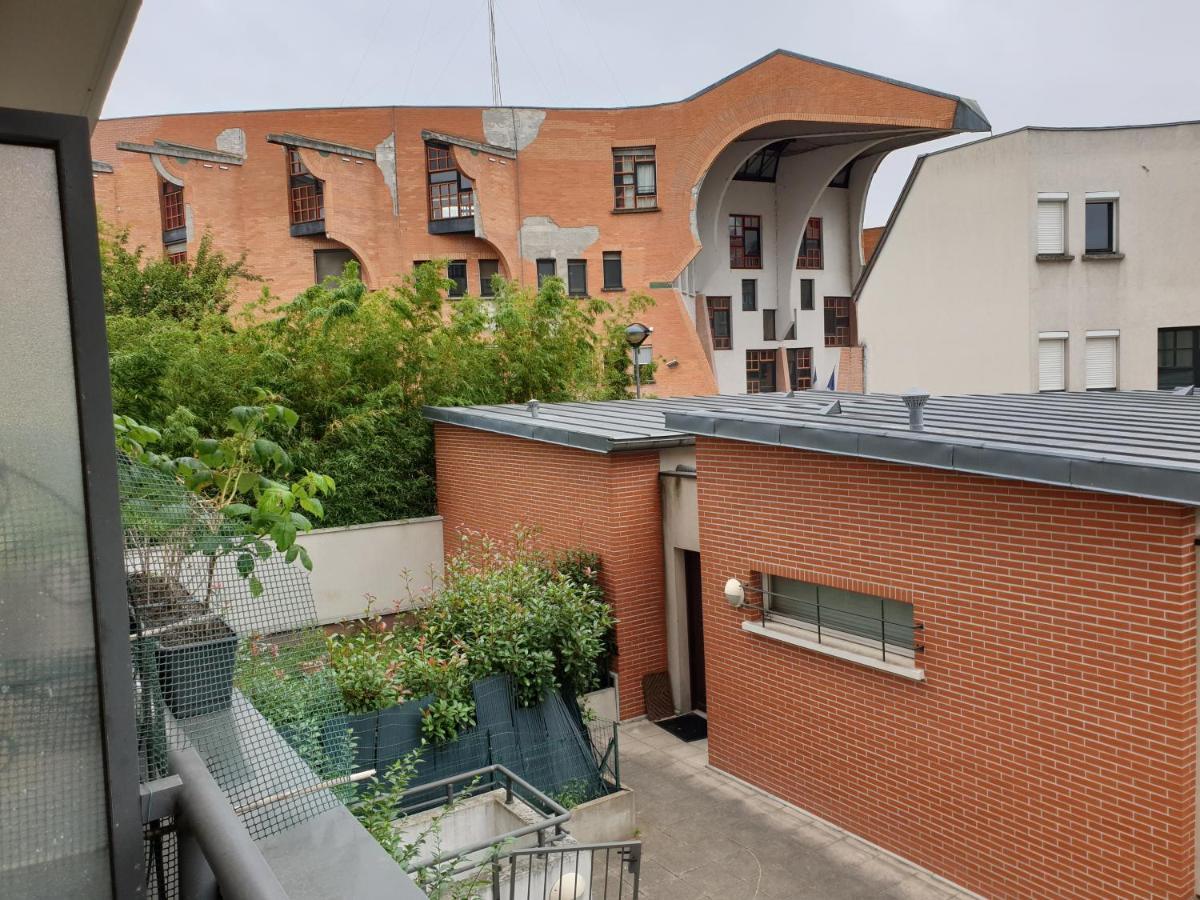 Spacieux Et Calme, Style Parisien, Toutes Commodites, Ideal Pour Un Sejour Authentique Сен-Дені Екстер'єр фото
